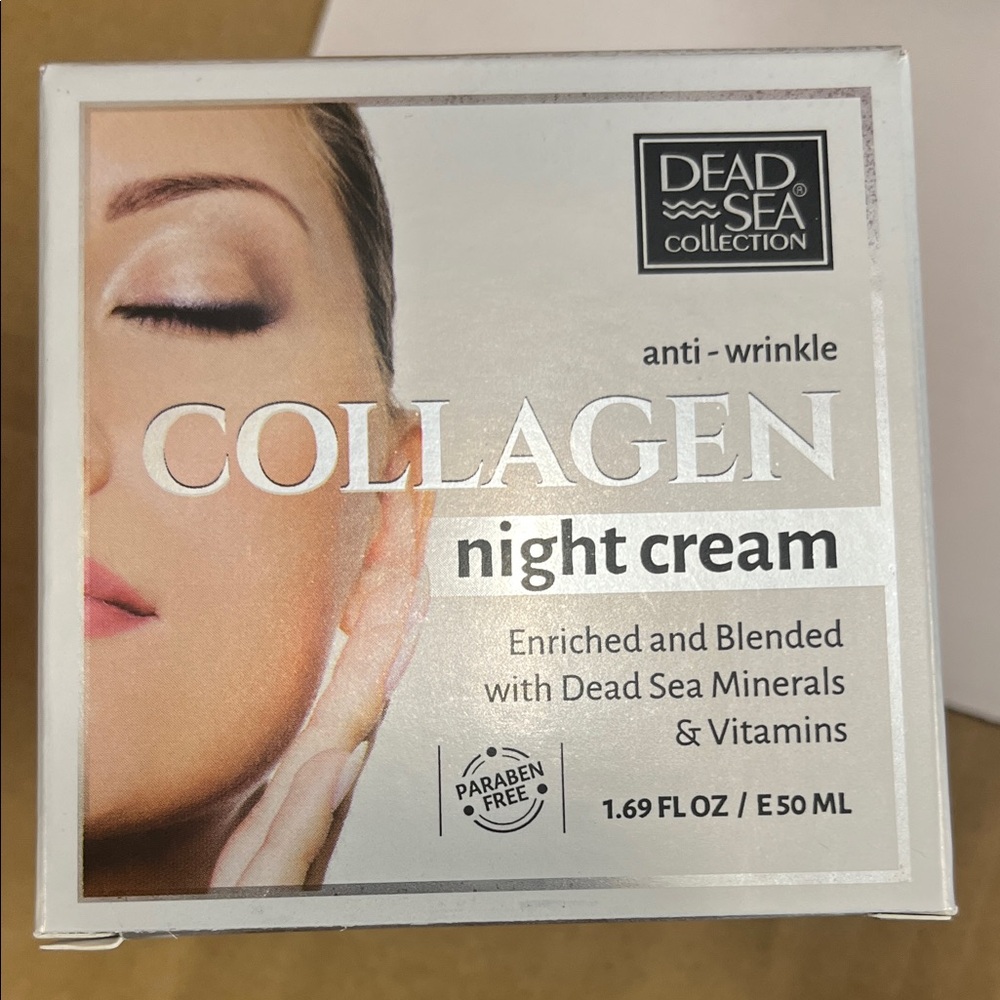 Collagen Night Cream - White
Make an offer. Stocked